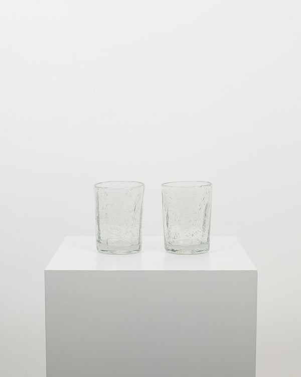 Le verre à eau bullé